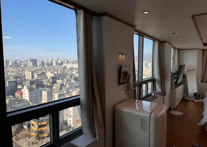 View-hongdae Apartment *